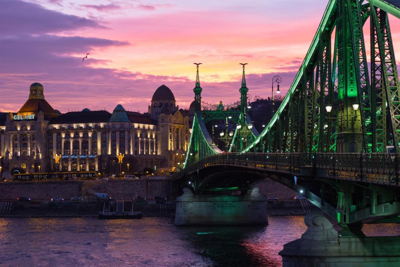 Budapest Museum Central Eksteriør billede